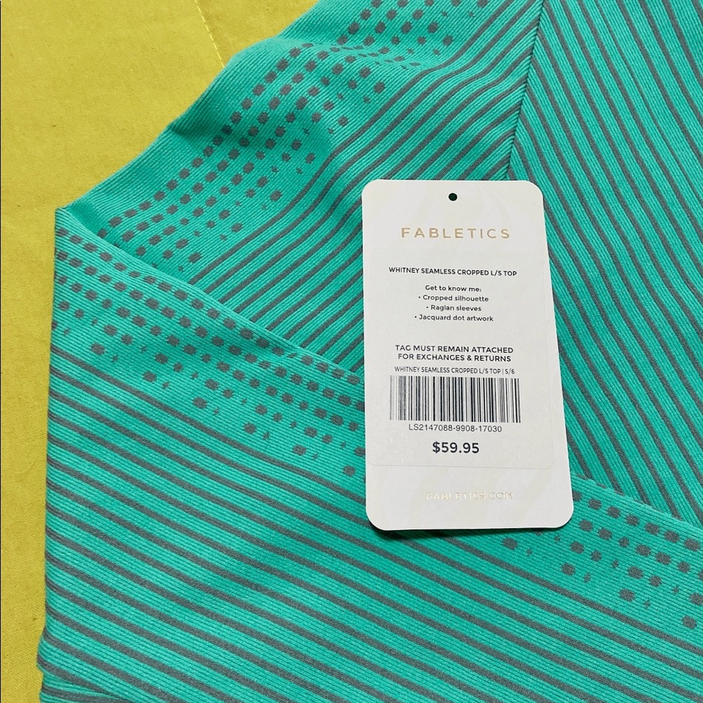 FABLETICS 3-piece workout set - Picture 5 of 5